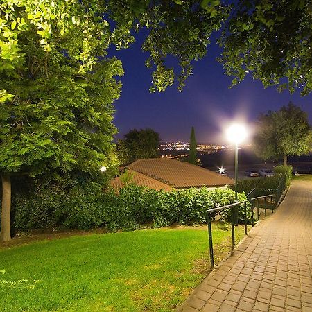 Shoresh Green Hills Family Suites Hotel 外观 照片