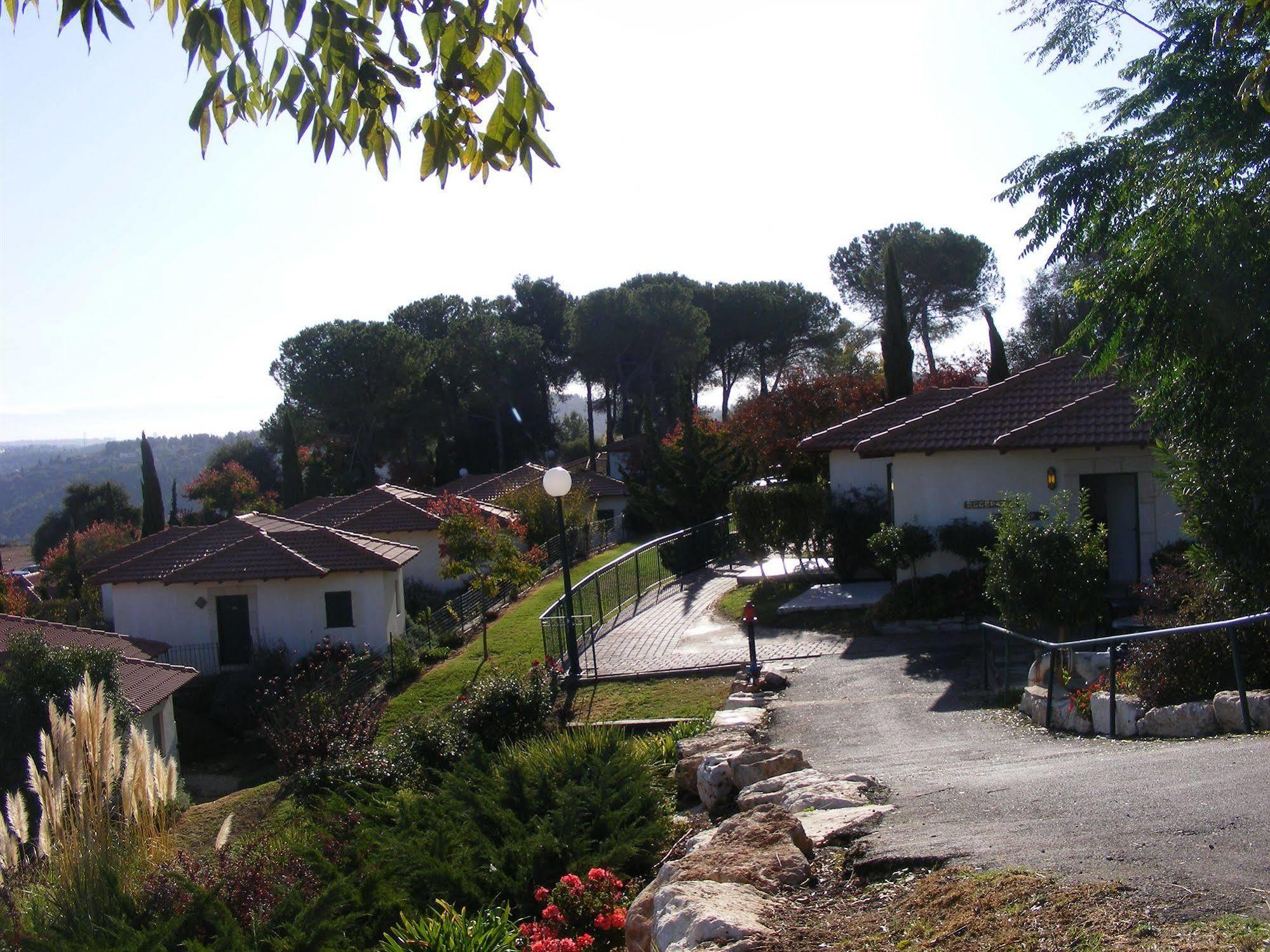 Shoresh Green Hills Family Suites Hotel 外观 照片
