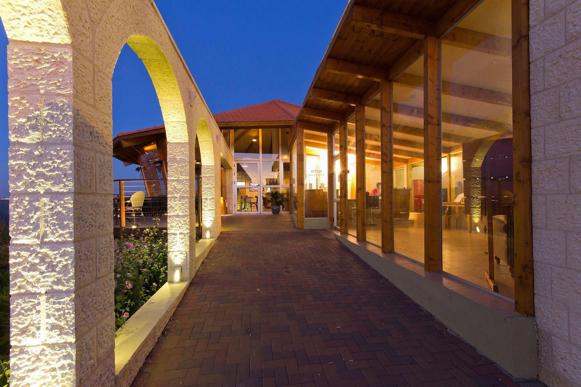 Shoresh Green Hills Family Suites Hotel 外观 照片