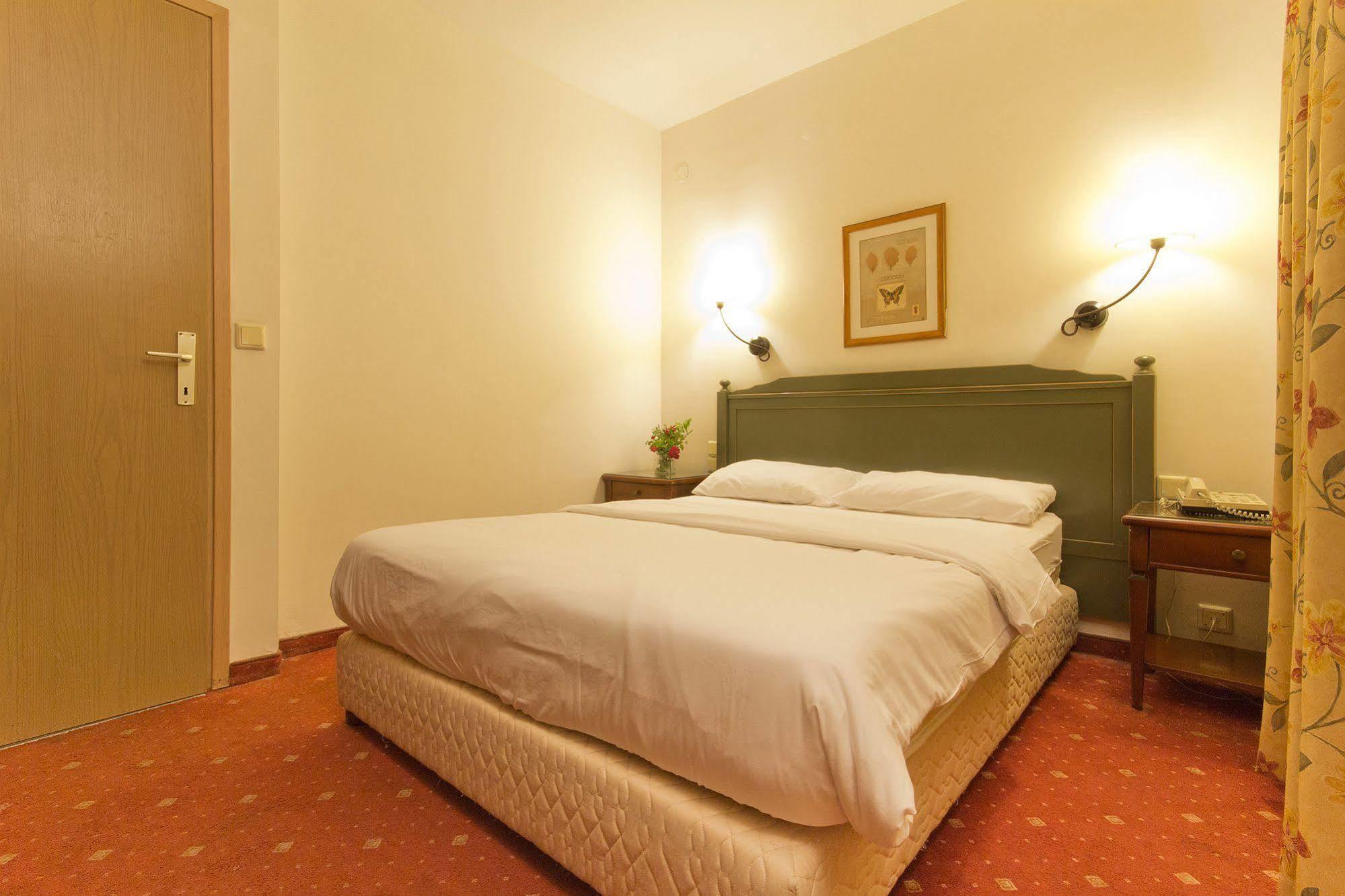 Shoresh Green Hills Family Suites Hotel 外观 照片
